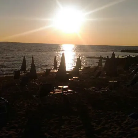 Casa Vacanze Nido Delle Rondini 아파트