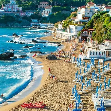 아파트 Casa Vacanze Nido Delle Rondini